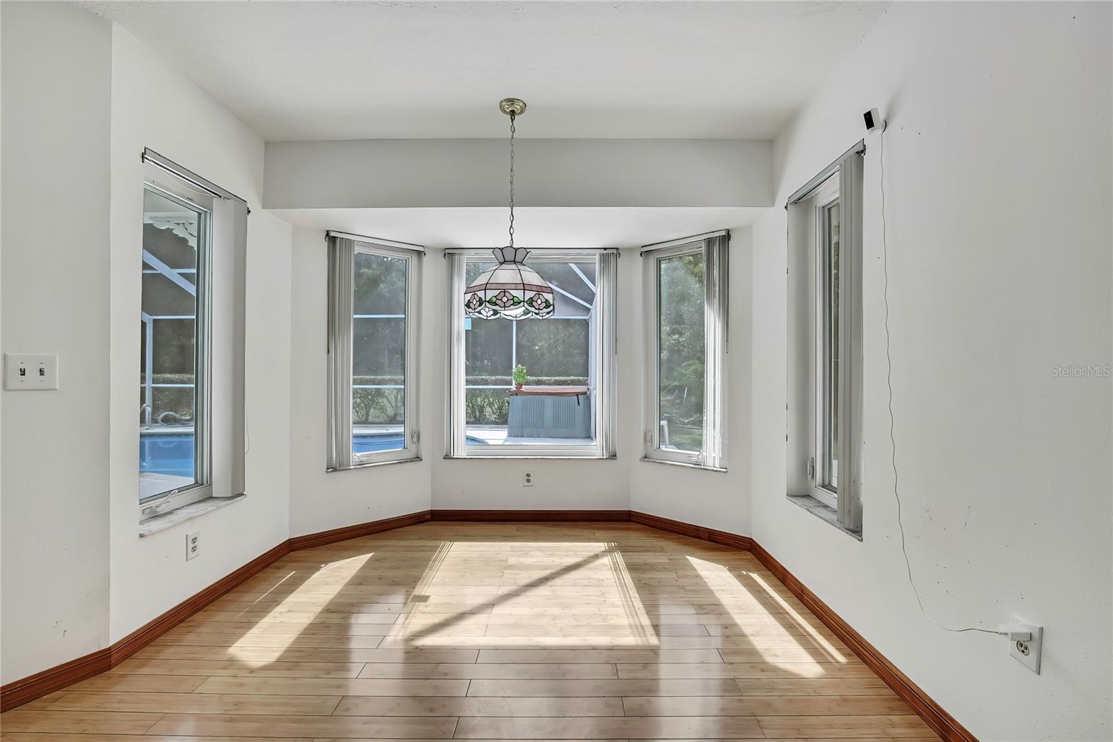 Image 19 of 40 For 1448 Stafford Street