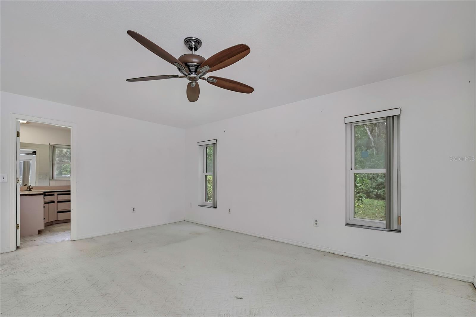 Image 21 of 40 For 1448 Stafford Street