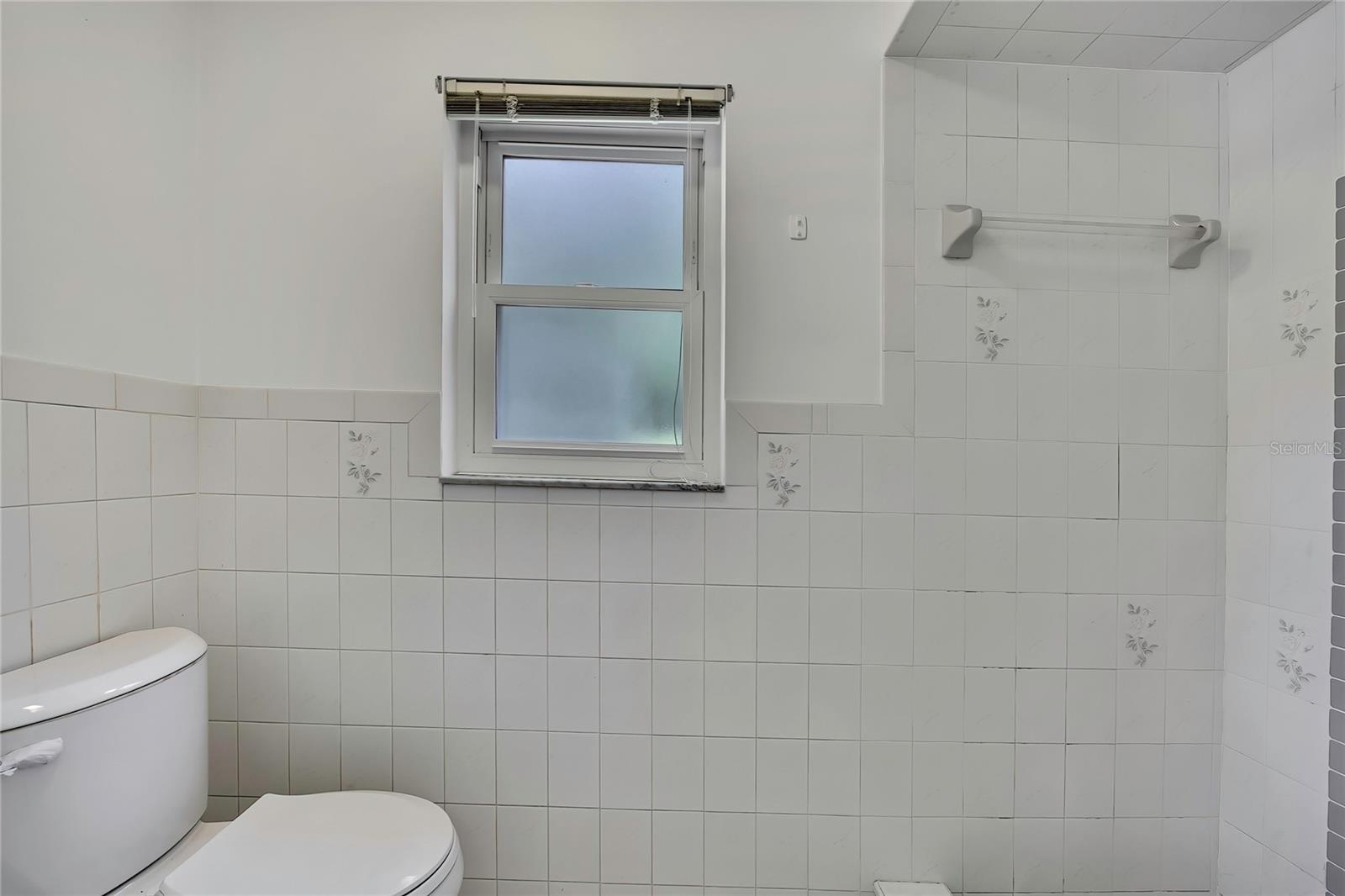 Image 26 of 40 For 1448 Stafford Street