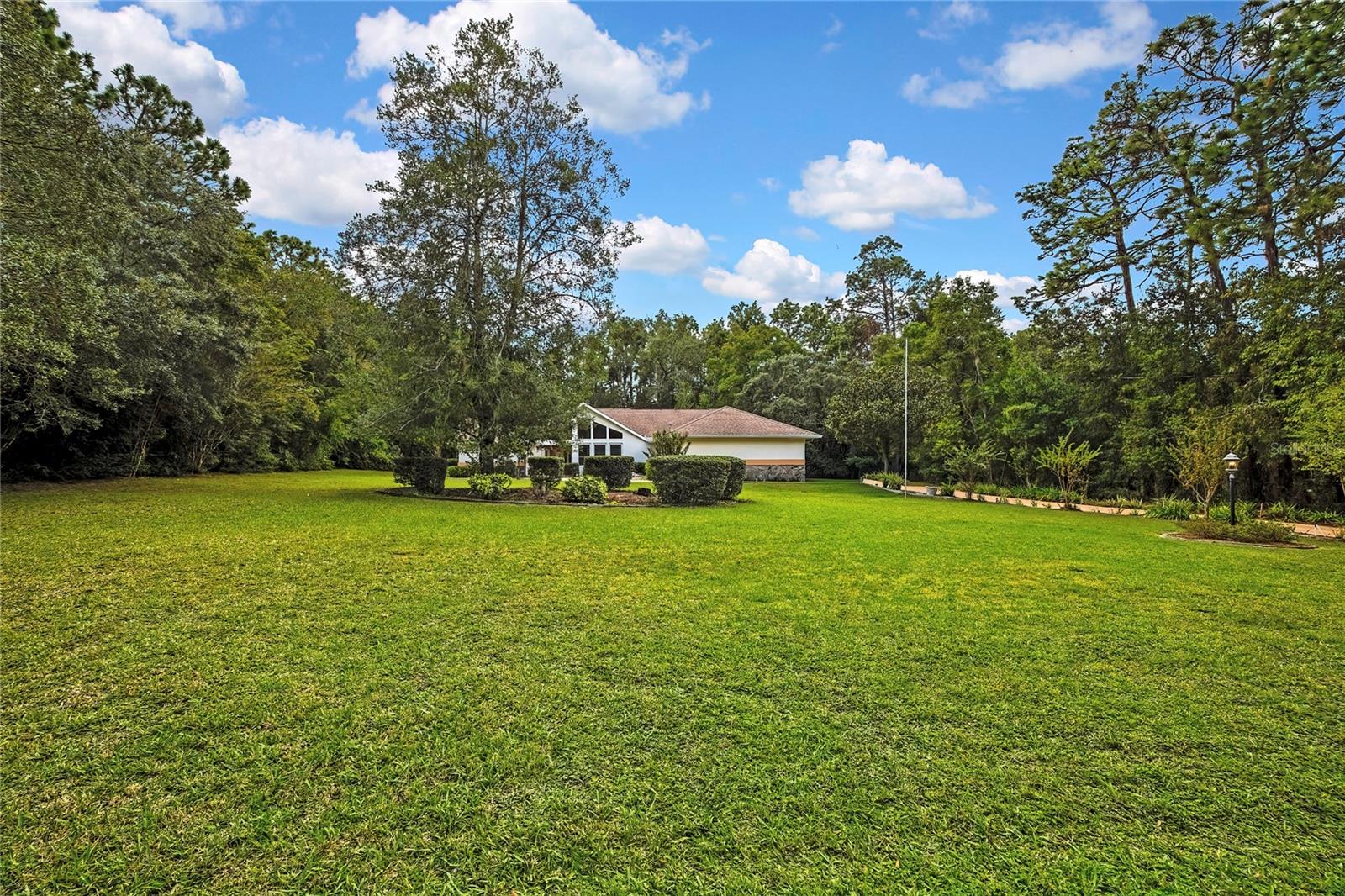 Image 3 of 40 For 1448 Stafford Street