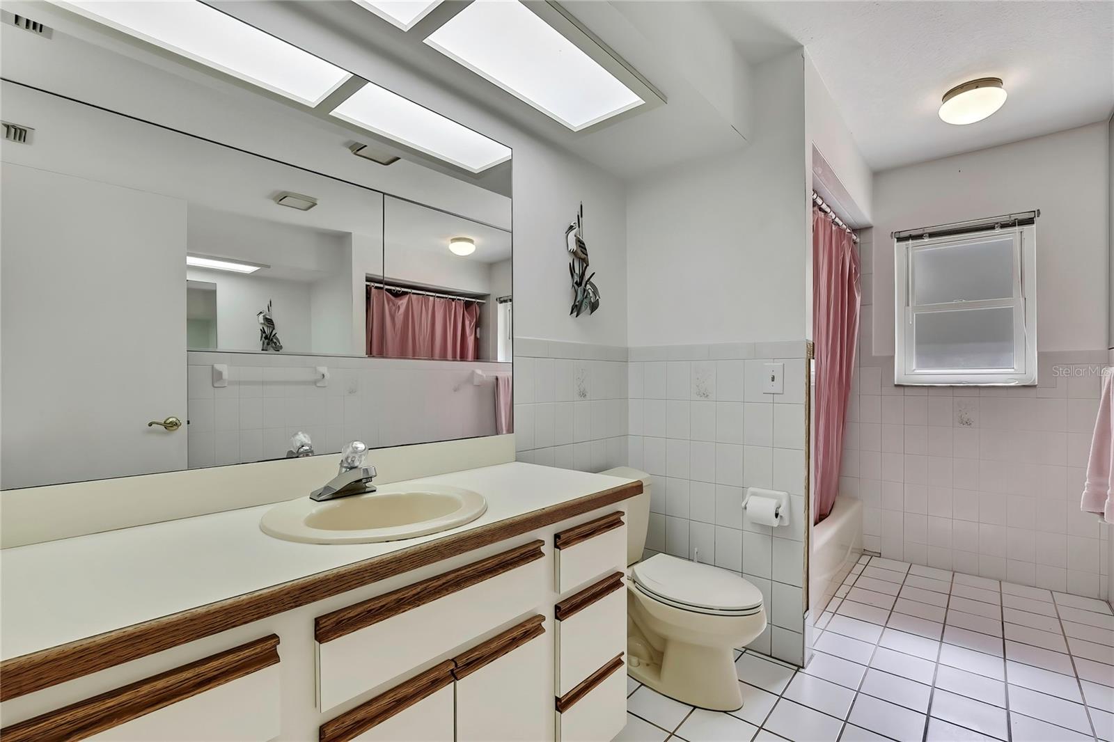 Image 30 of 40 For 1448 Stafford Street