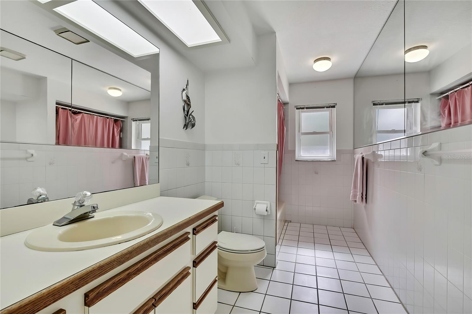 Image 31 of 40 For 1448 Stafford Street