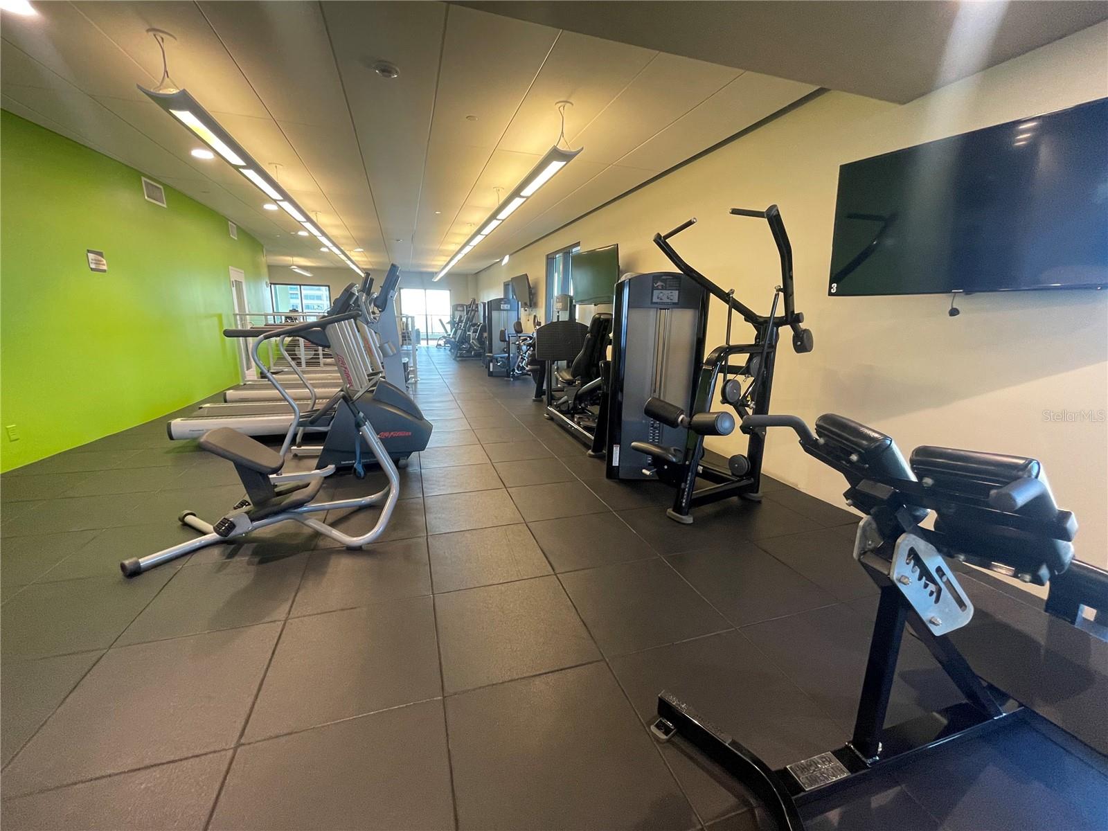 Image 45 of 58 For 1 Beach Drive Se 1508