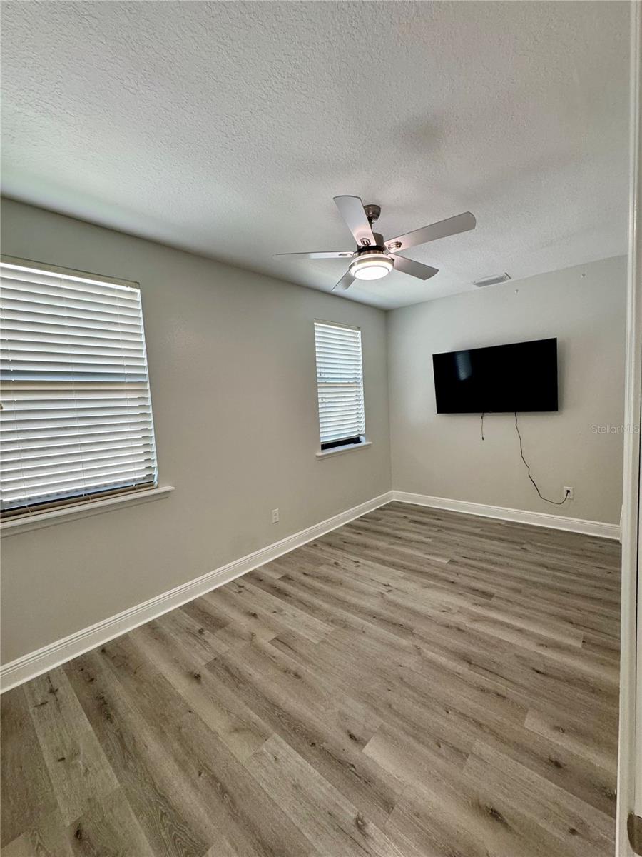 Image 16 of 25 For 6104 Champions Row Street