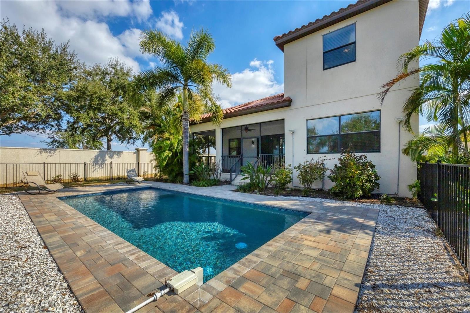 Image 48 of 59 For 6104 Champions Row Street