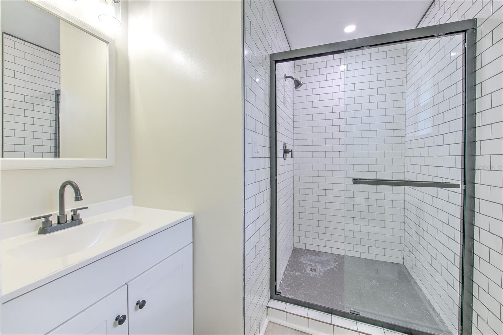 Image 36 of 37 For 37224 Nicole Avenue