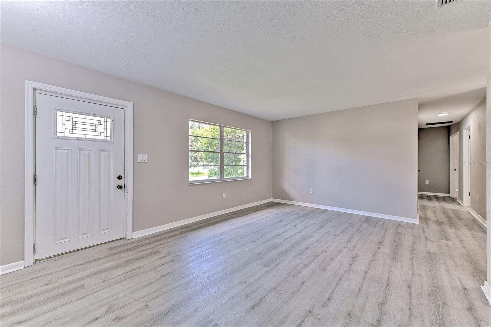 Image 5 of 37 For 37224 Nicole Avenue