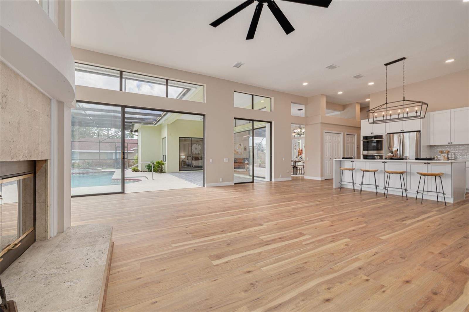 Image 15 of 47 For 10084 Twelve Oaks Court