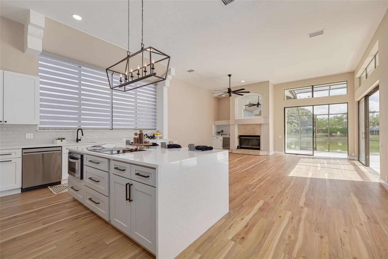 Image 8 of 47 For 10084 Twelve Oaks Court