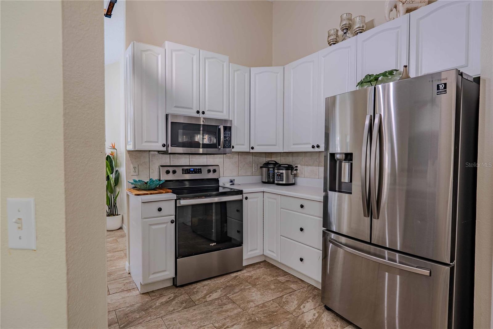 Image 28 of 74 For 14214 Cinnaman Lane