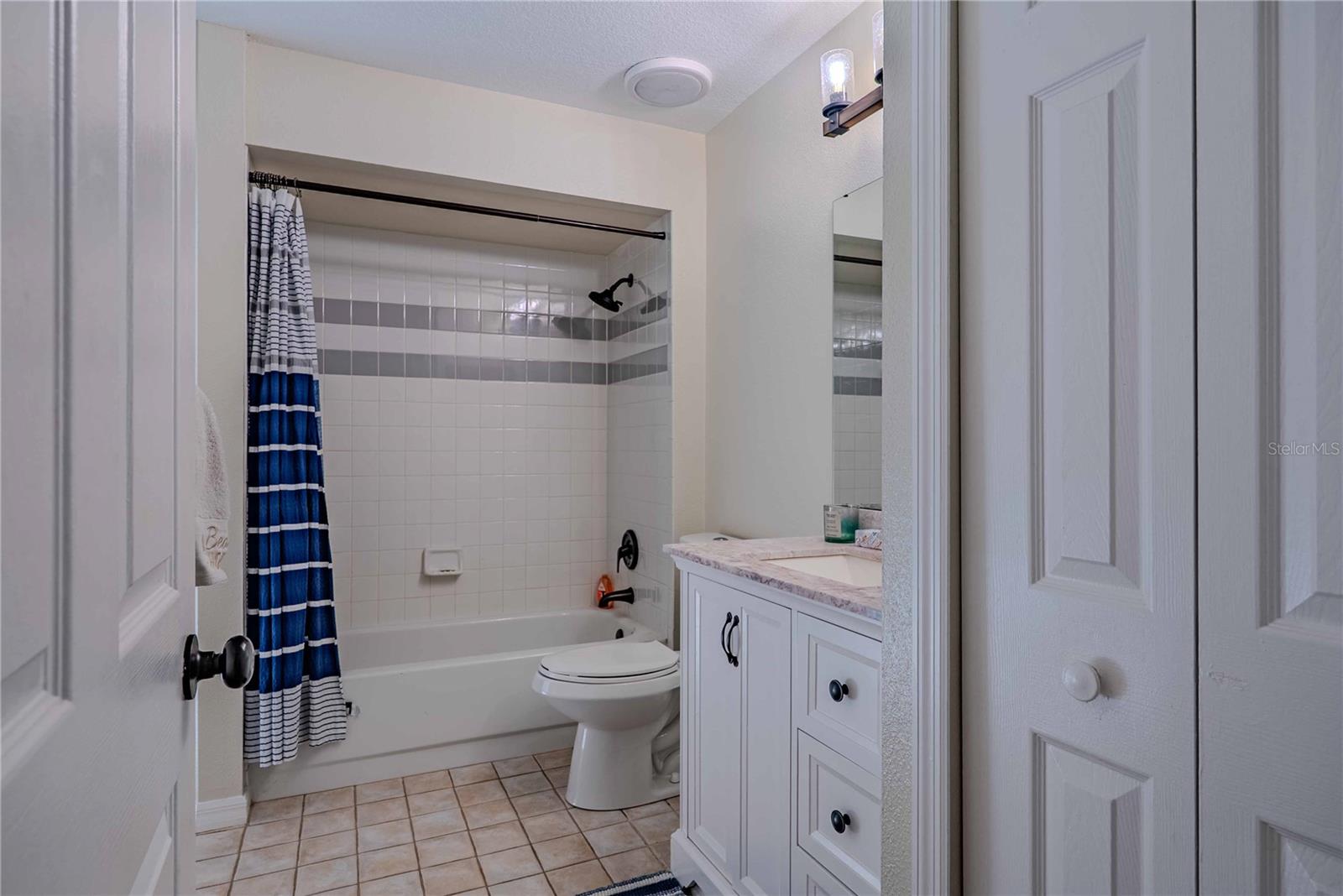 Image 34 of 74 For 14214 Cinnaman Lane