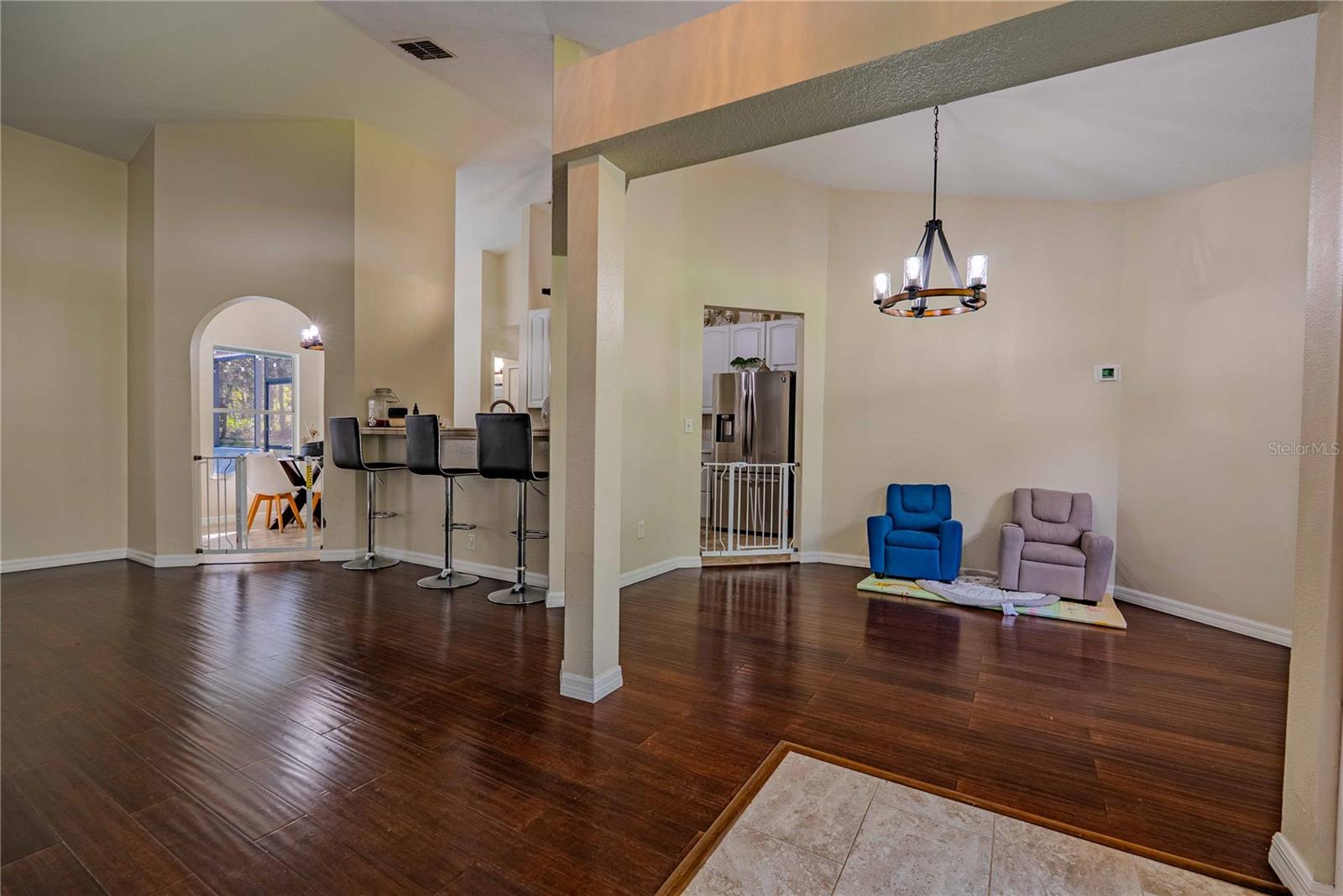 Image 9 of 74 For 14214 Cinnaman Lane