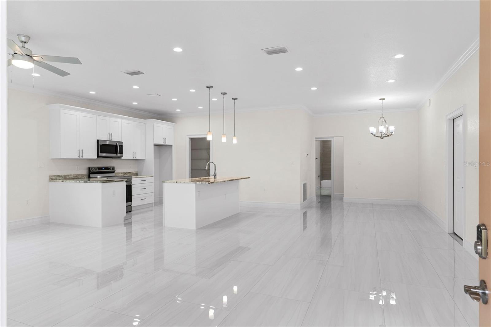 Image 28 of 44 For 701 Dr Martin Luther King Jr Boulevard