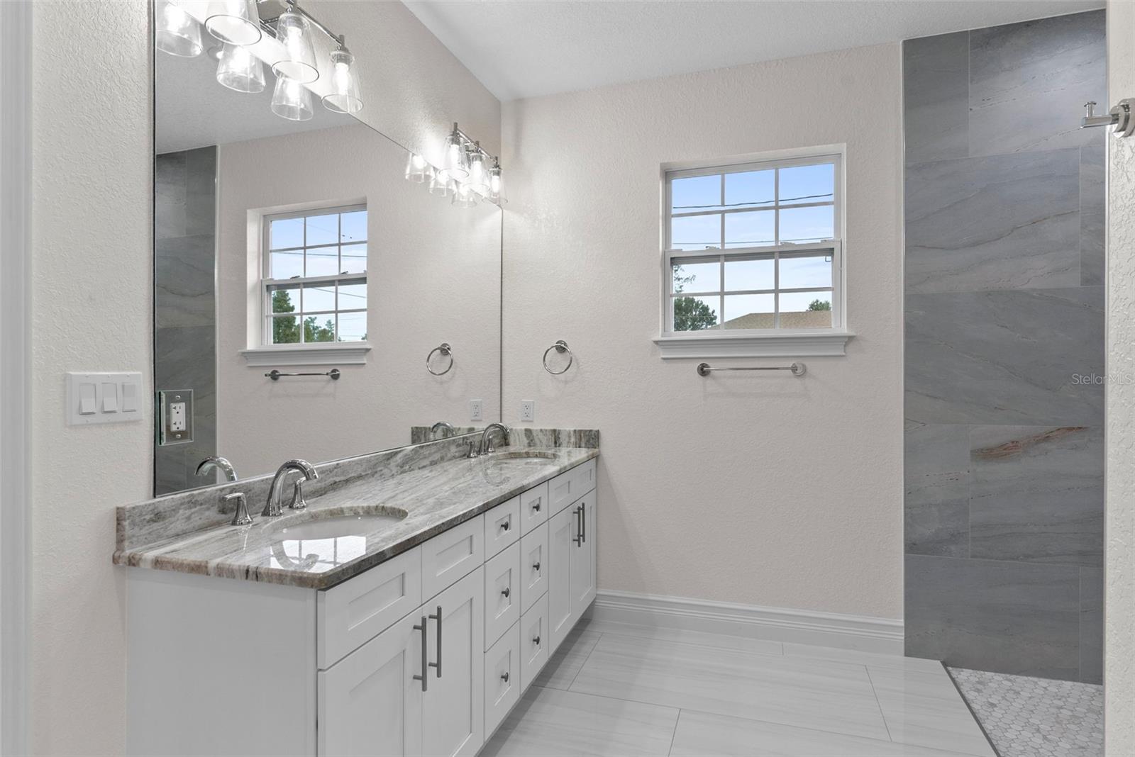 Image 29 of 44 For 701 Dr Martin Luther King Jr Boulevard