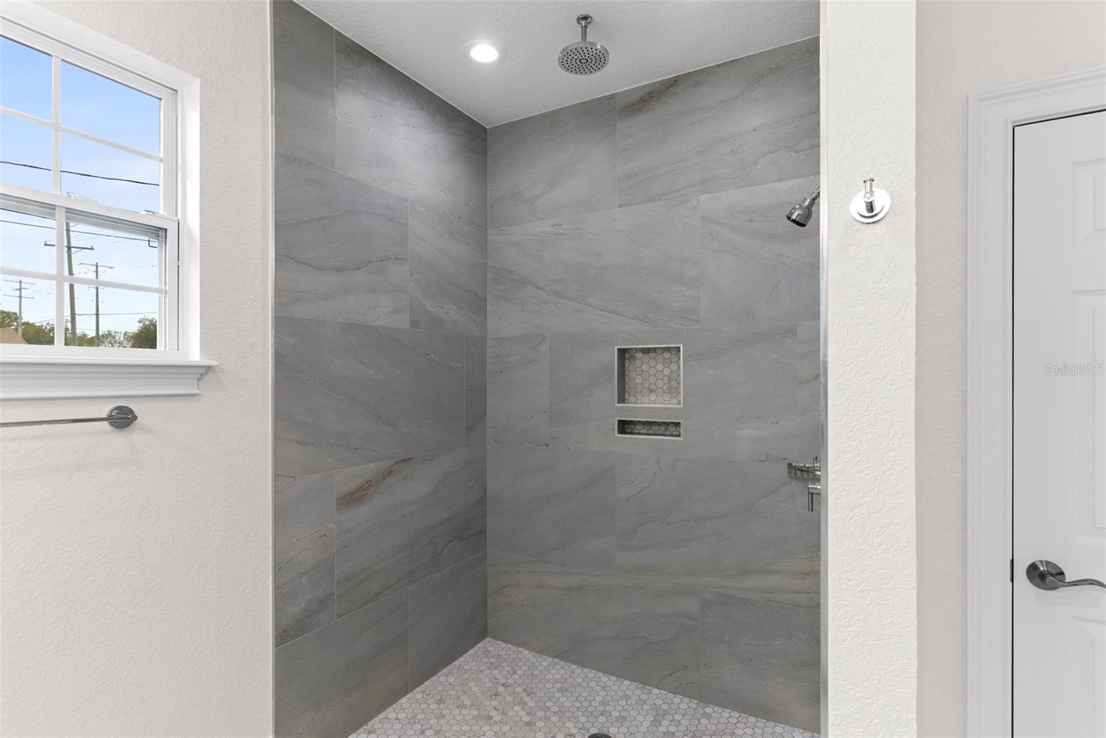 Image 38 of 44 For 701 Dr Martin Luther King Jr Boulevard