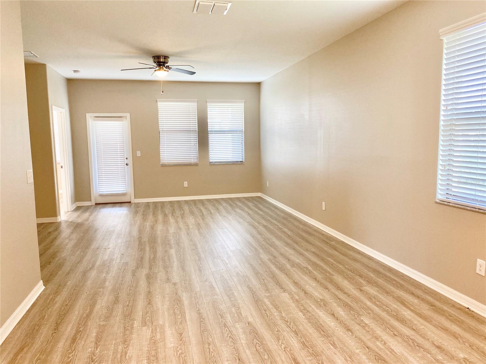 Image 8 of 24 For 21036 Wistful Yearn Drive