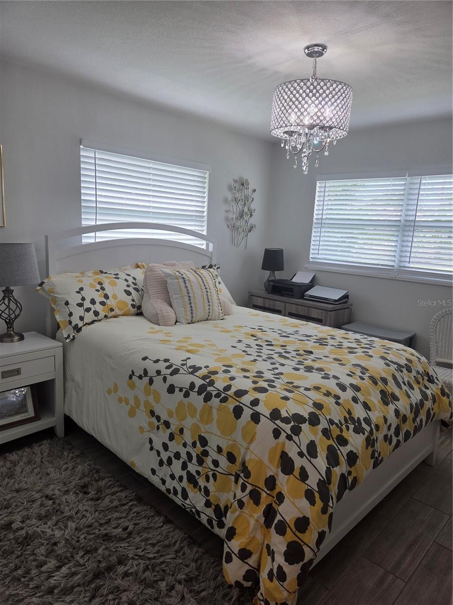 Image 14 of 42 For 8445 Phillip N 13