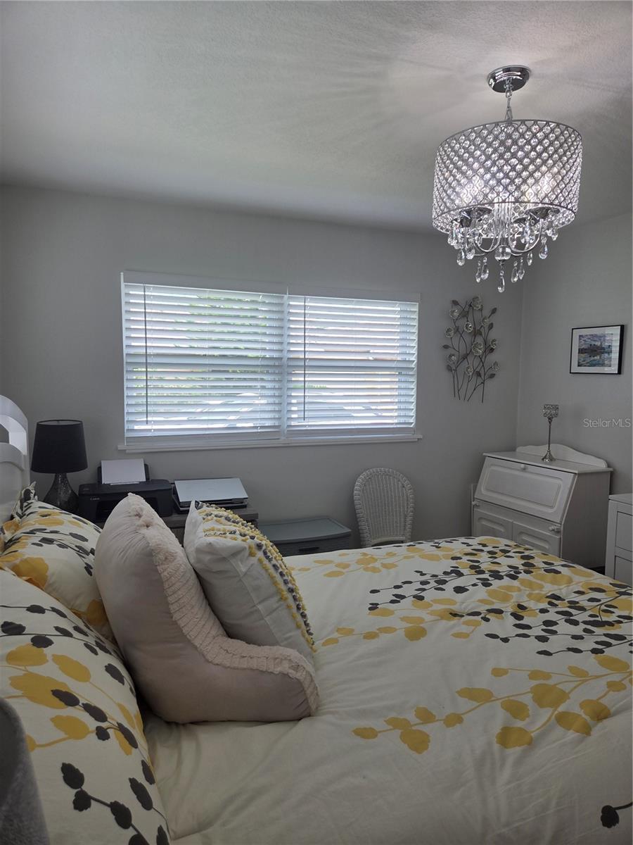 Image 16 of 42 For 8445 Phillip N 13