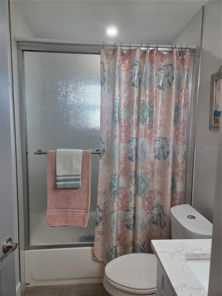 Image 19 of 42 For 8445 Phillip N 13