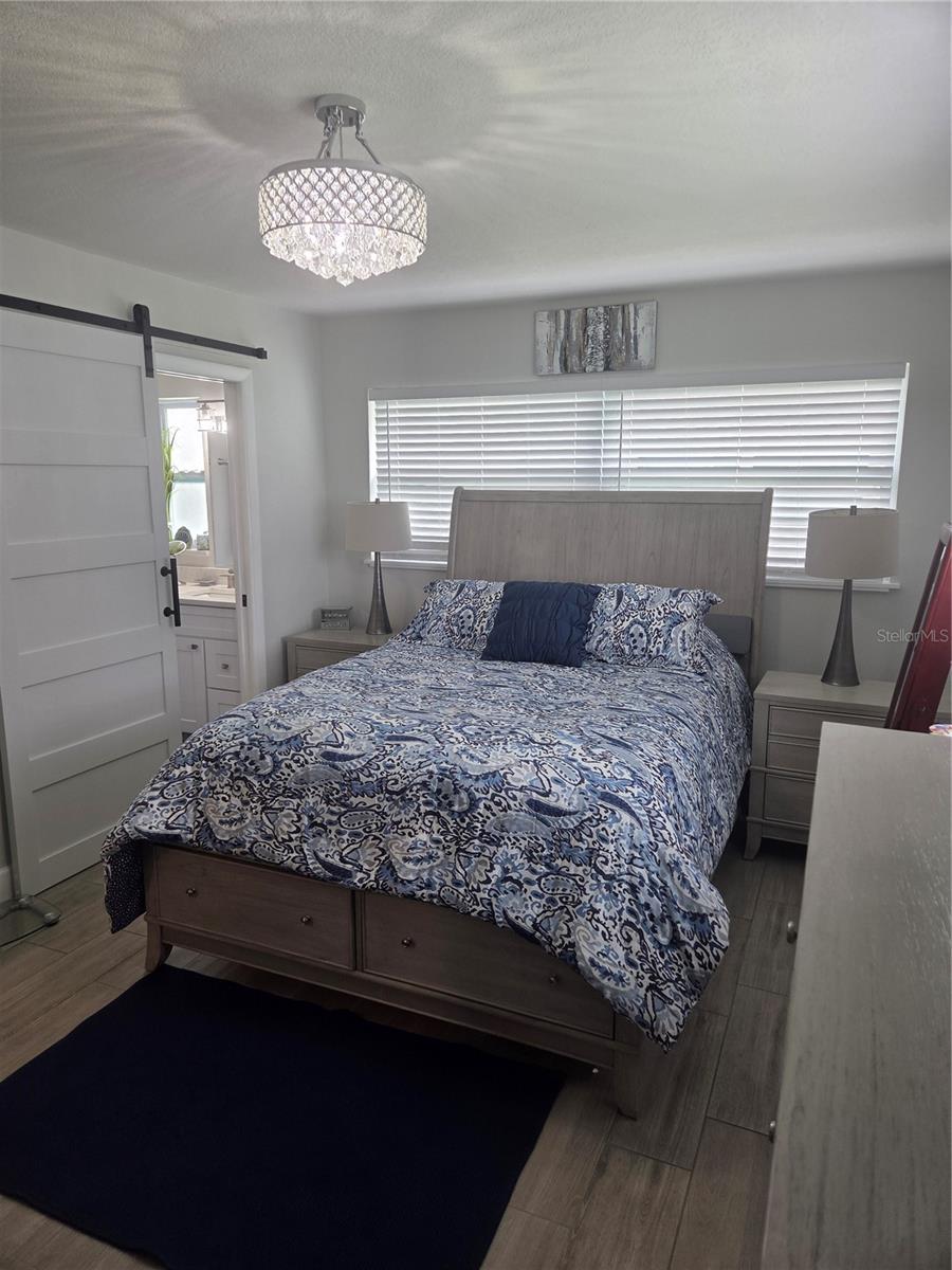 Image 24 of 42 For 8445 Phillip N 13