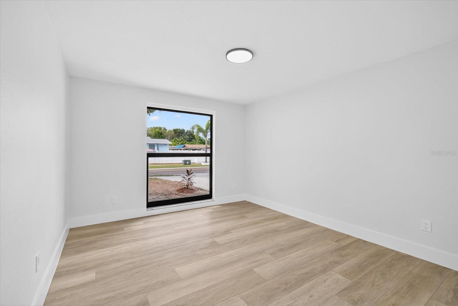 Image 22 of 52 For 7905 Timberlane West Drive