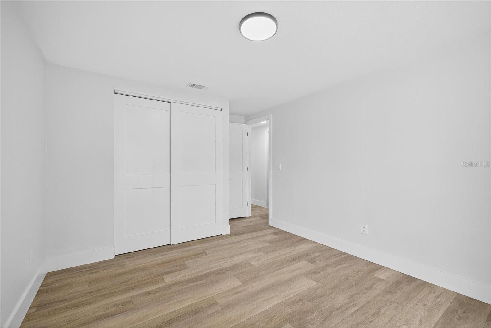 Image 23 of 52 For 7905 Timberlane West Drive