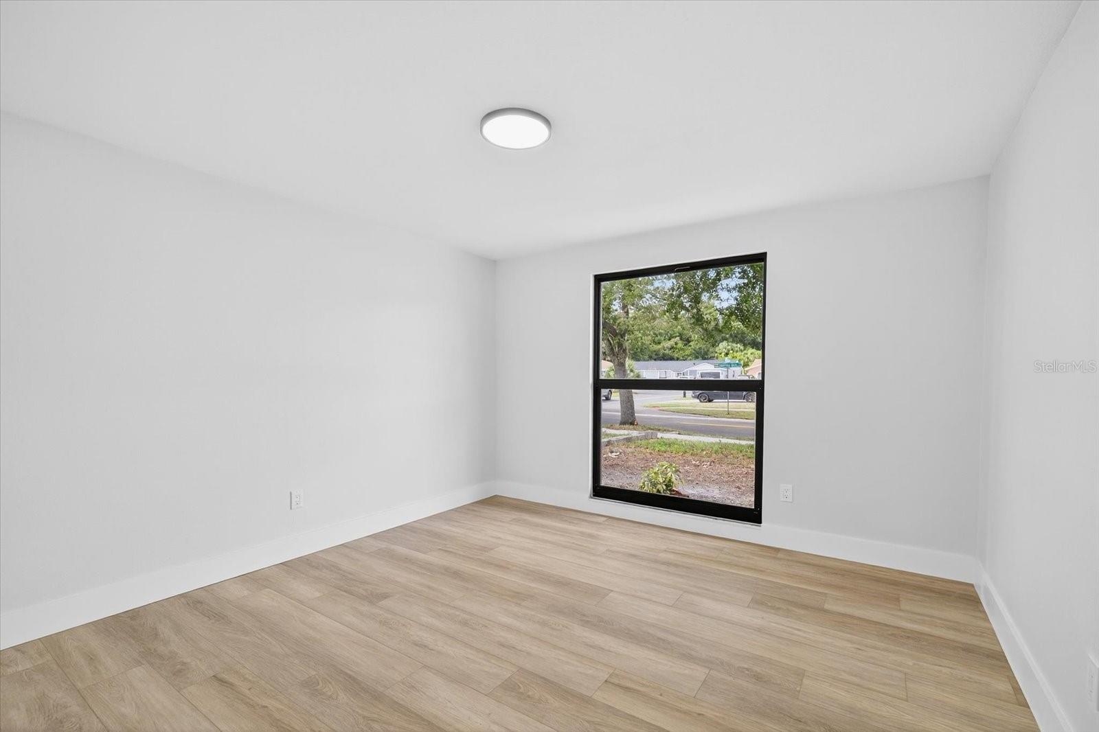 Image 26 of 52 For 7905 Timberlane West Drive