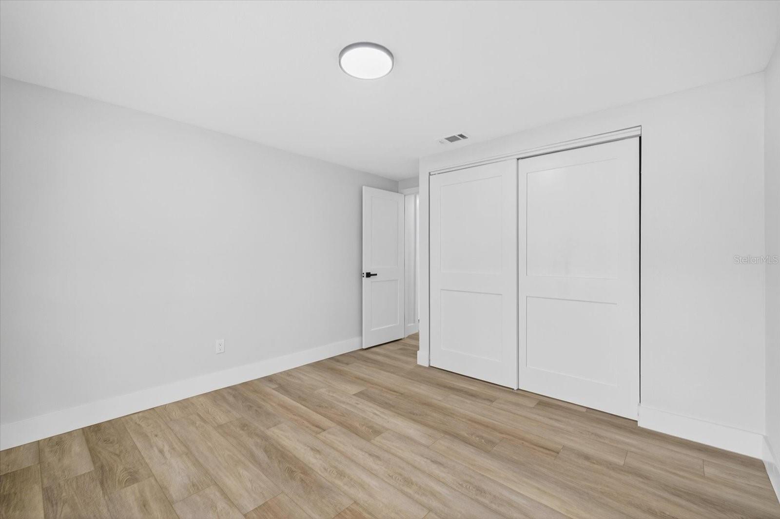 Image 27 of 52 For 7905 Timberlane West Drive