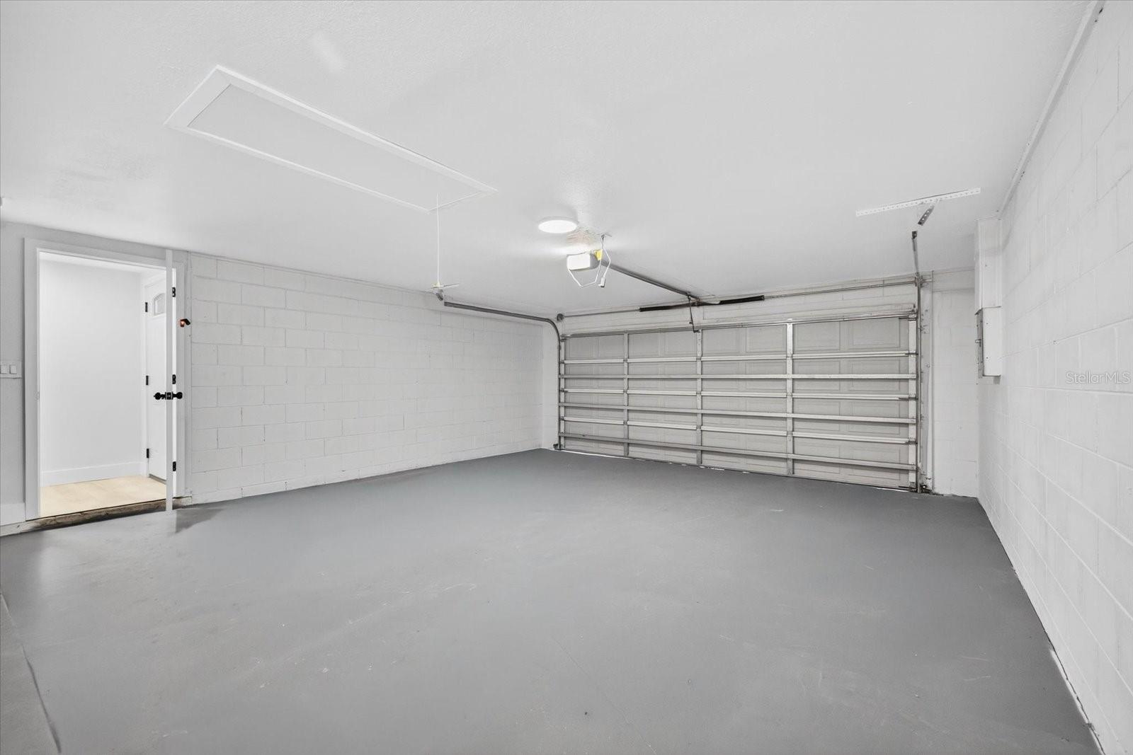 Image 37 of 52 For 7905 Timberlane West Drive