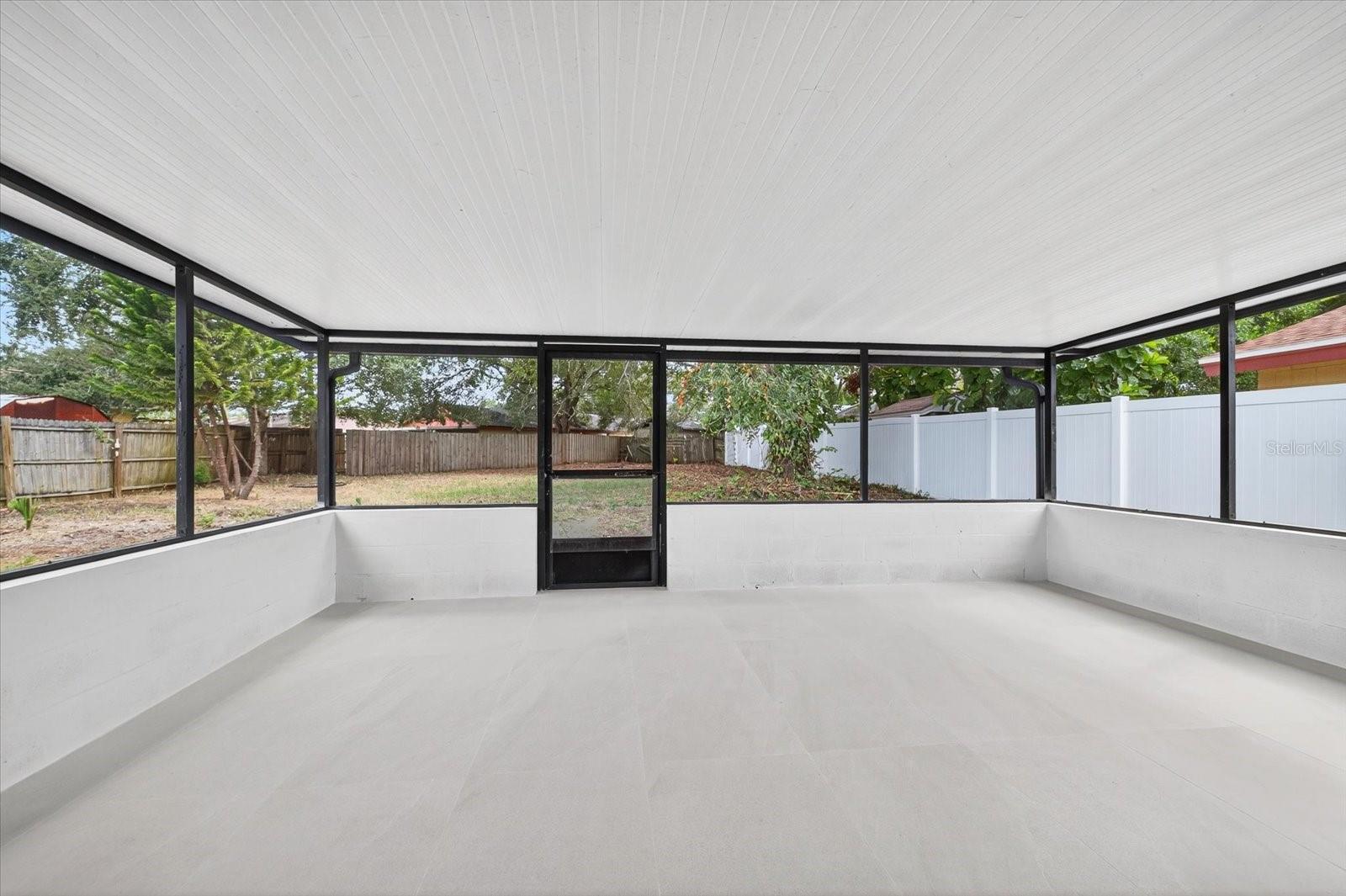 Image 39 of 52 For 7905 Timberlane West Drive