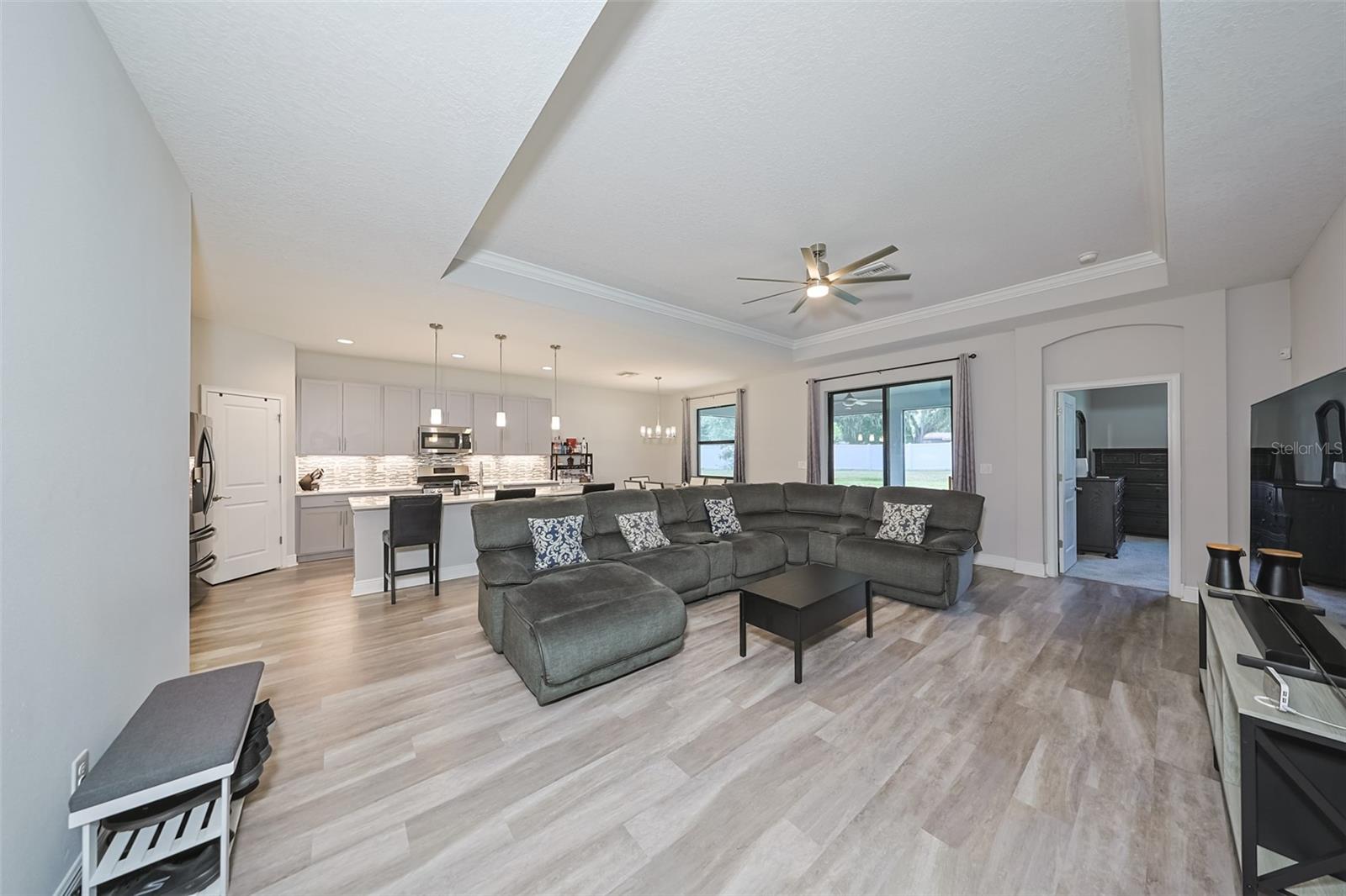 Image 10 of 47 For 130 Azul Drive