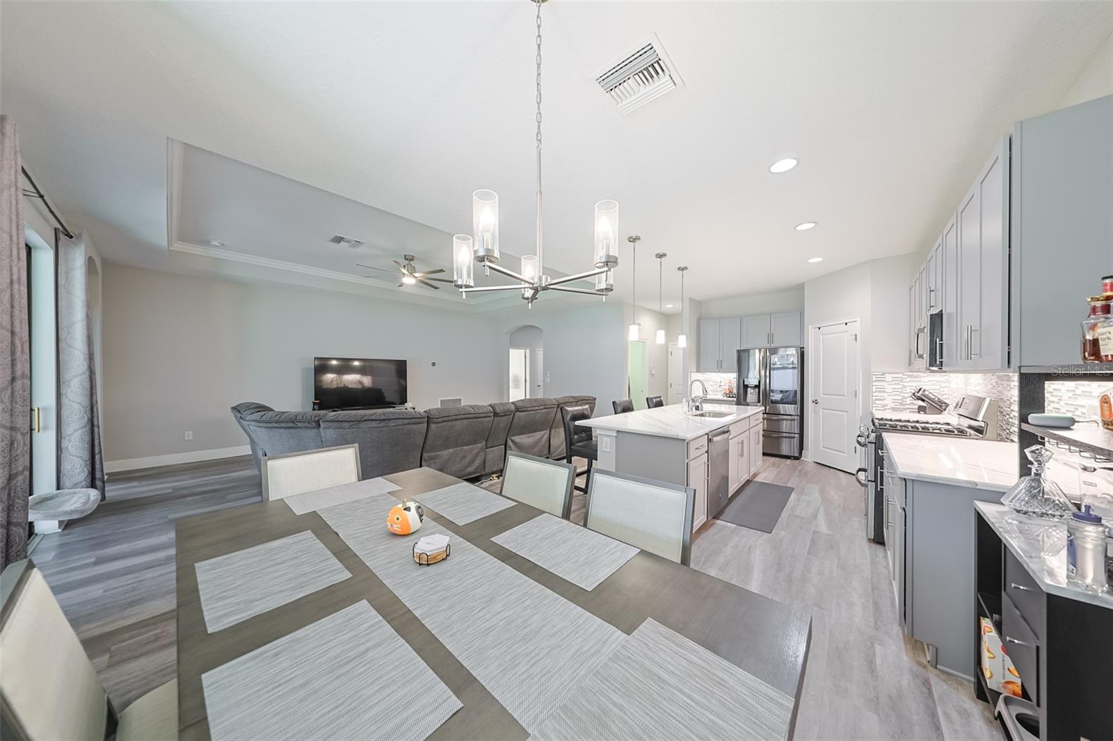 Image 13 of 47 For 130 Azul Drive