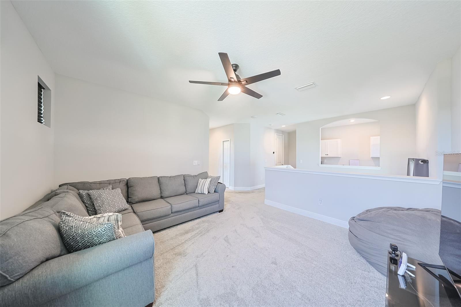 Image 27 of 47 For 130 Azul Drive