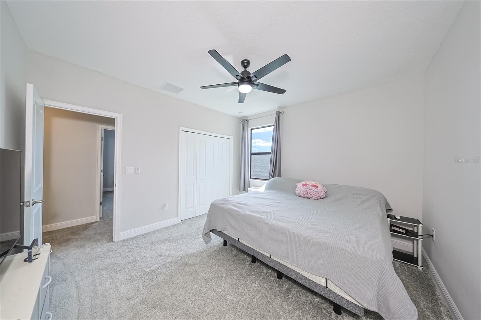 Image 34 of 47 For 130 Azul Drive