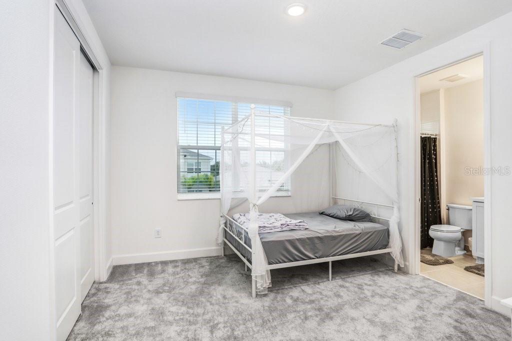 Image 25 of 56 For 3333 Woodland Brook Way