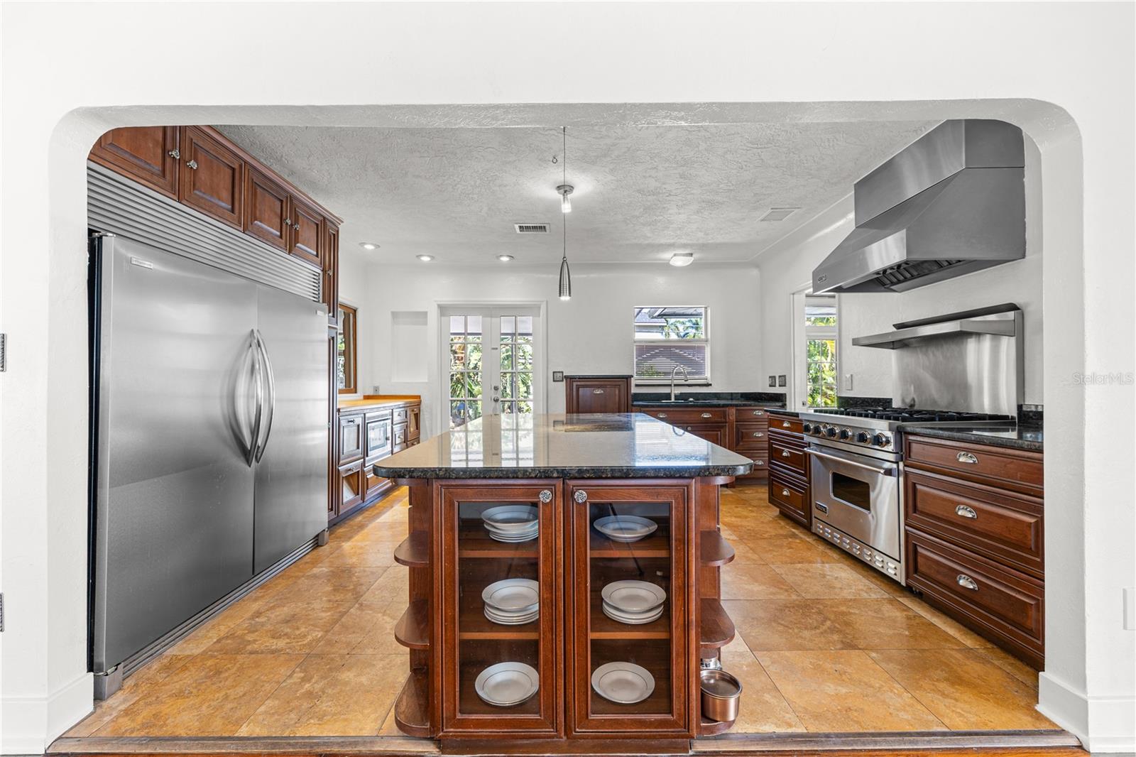 Image 11 of 63 For 8231 36th Avenue N