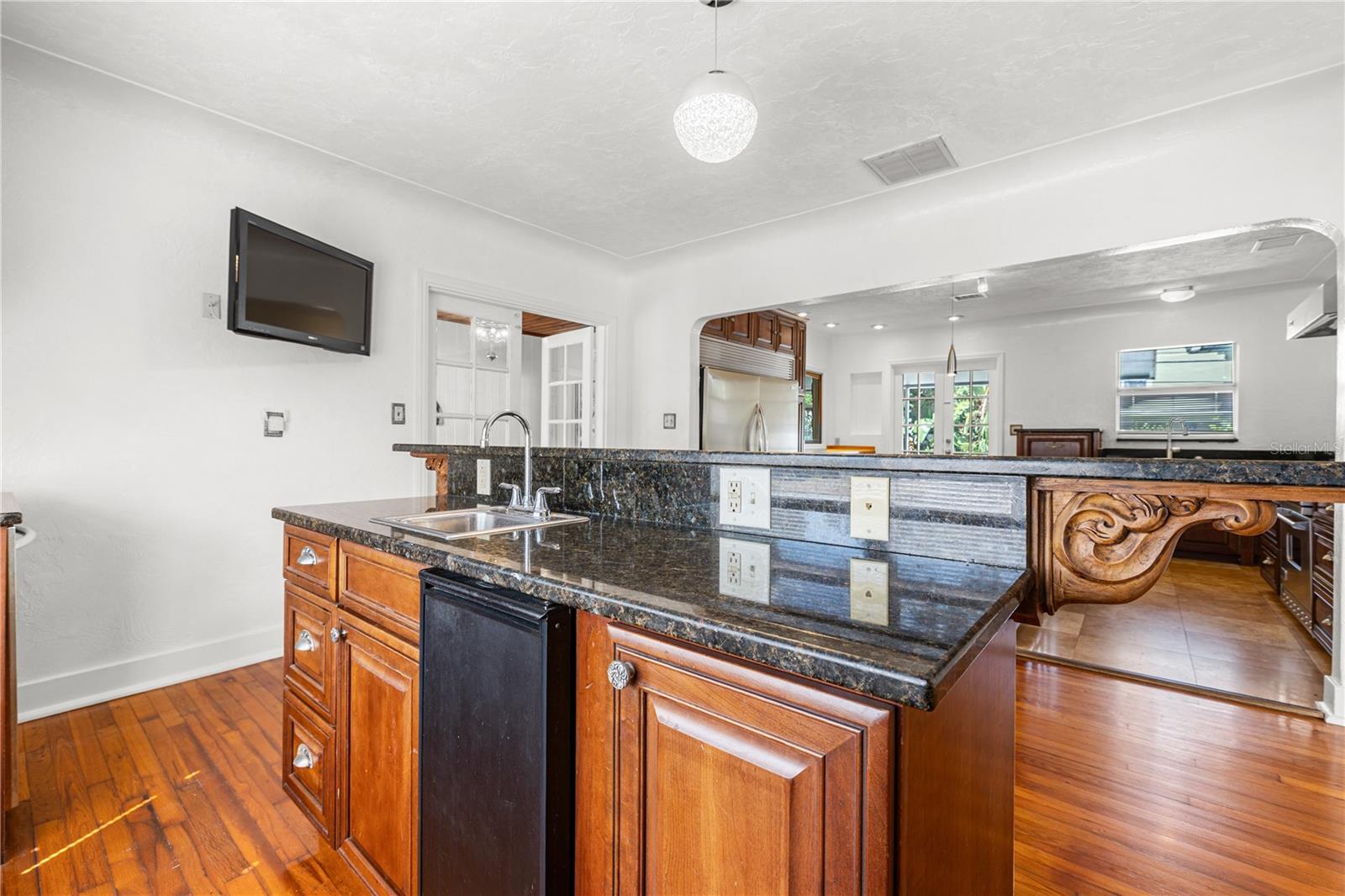 Image 13 of 63 For 8231 36th Avenue N