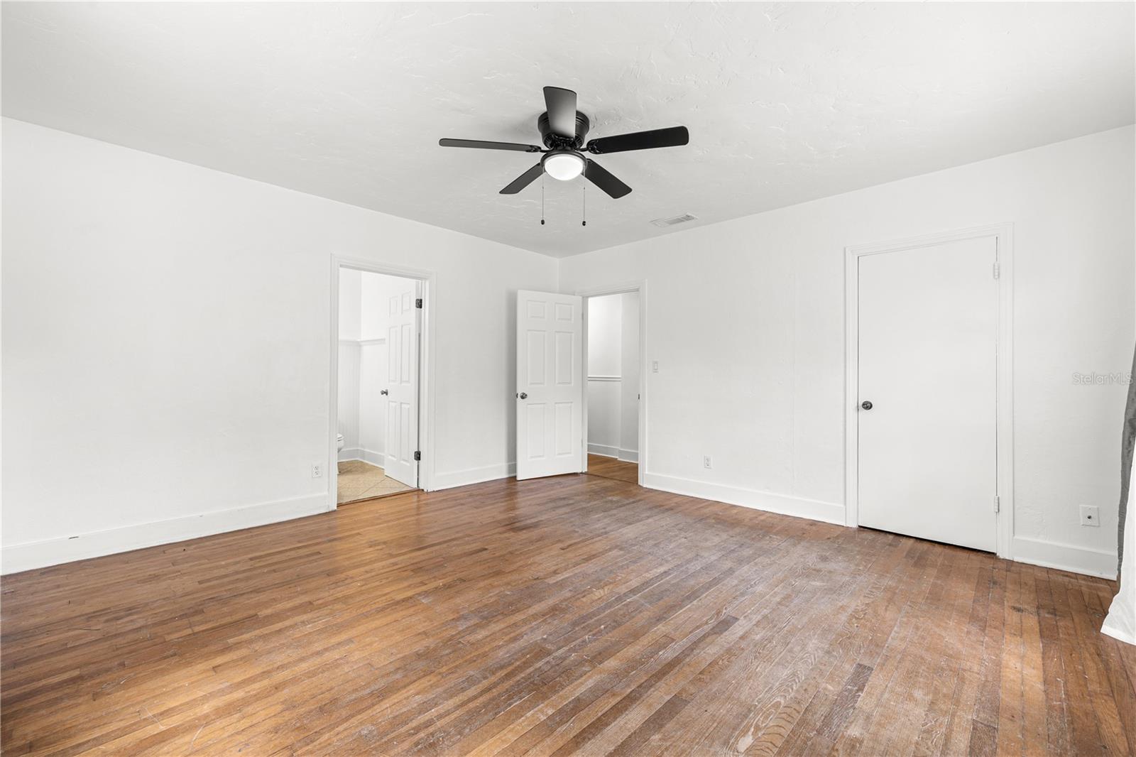 Image 29 of 63 For 8231 36th Avenue N