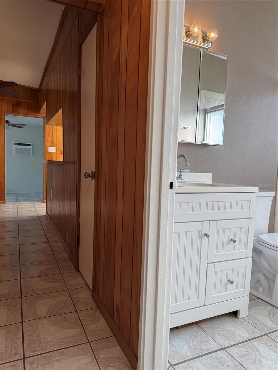 Image 13 of 29 For 6004 Hale Avenue