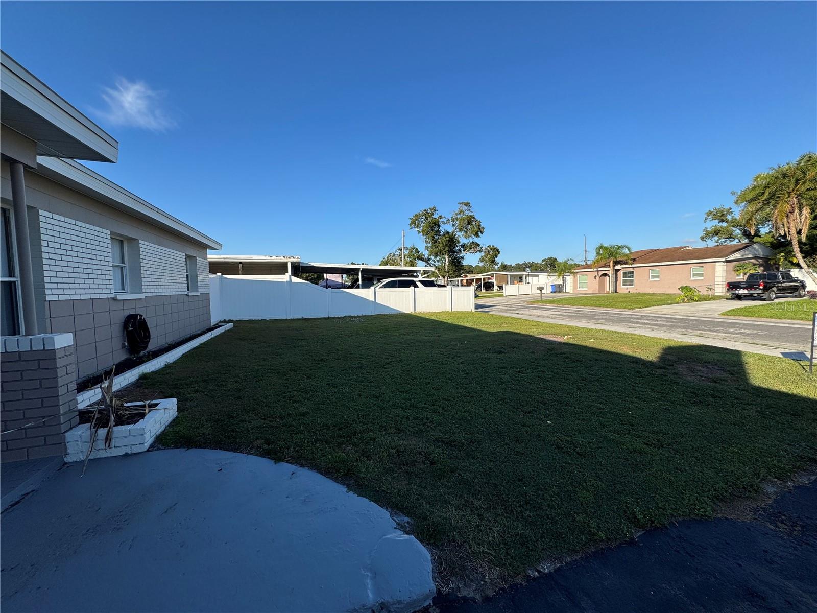 Image 4 of 29 For 6004 Hale Avenue