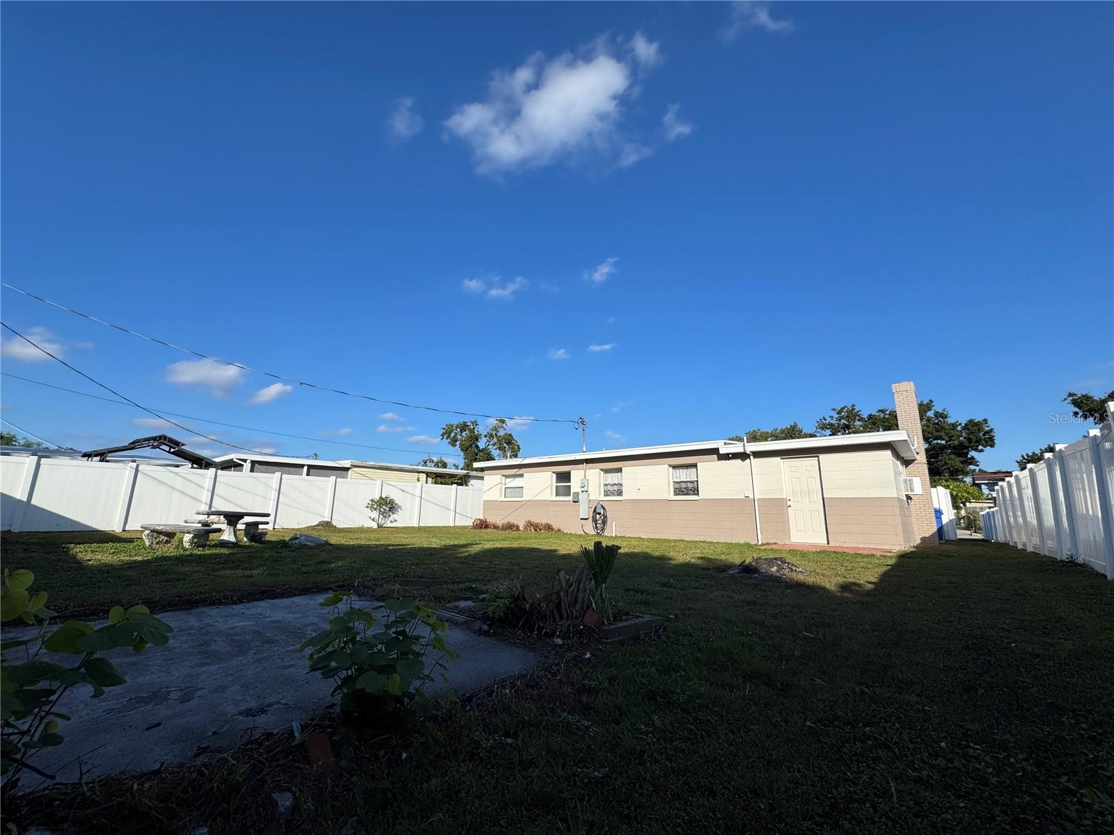 Image 7 of 29 For 6004 Hale Avenue