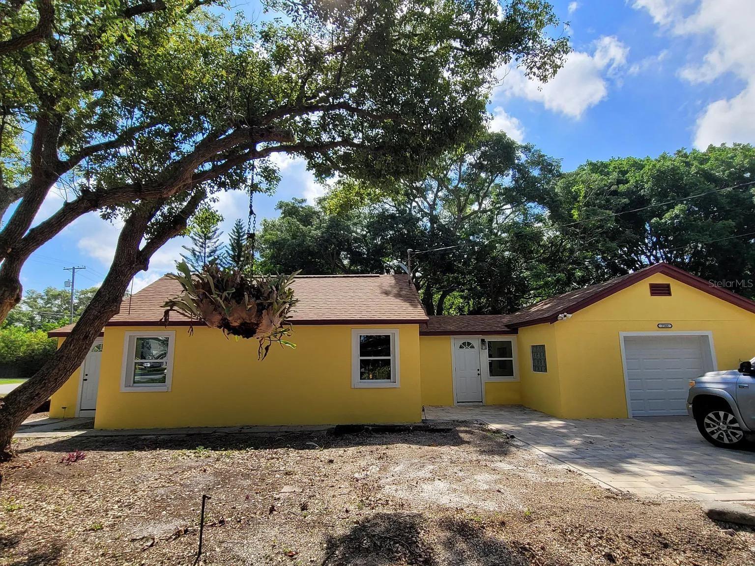 Image 3 of 15 For 2546 50th Avenue N