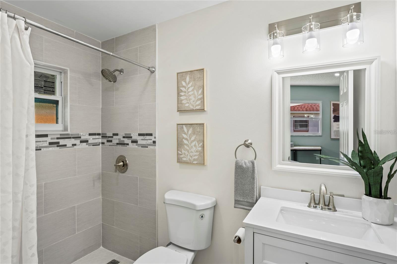 Image 12 of 25 For 7843 Crosier Court