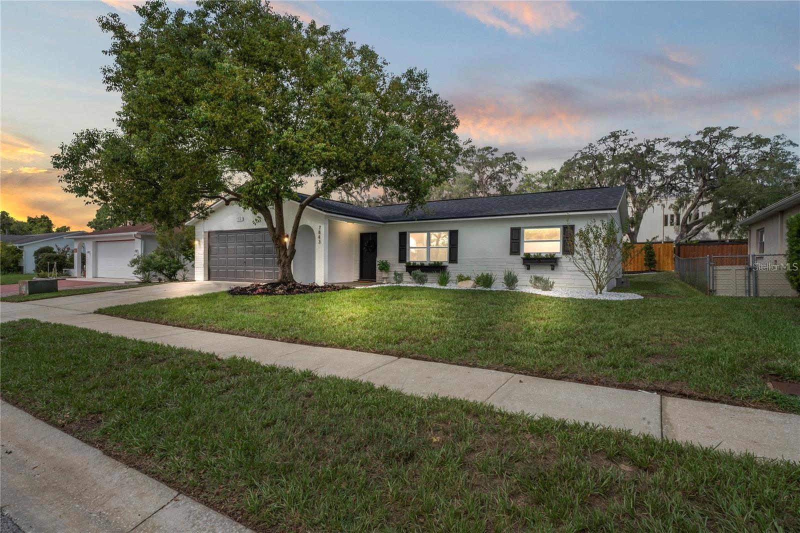 Image 5 of 25 For 7843 Crosier Court