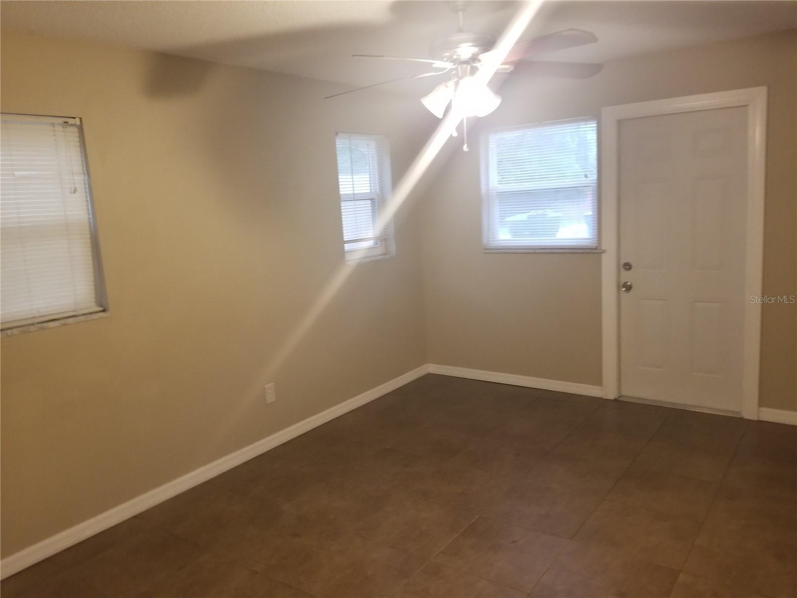 Image 11 of 19 For 7100 Dartmouth Avenue N 4