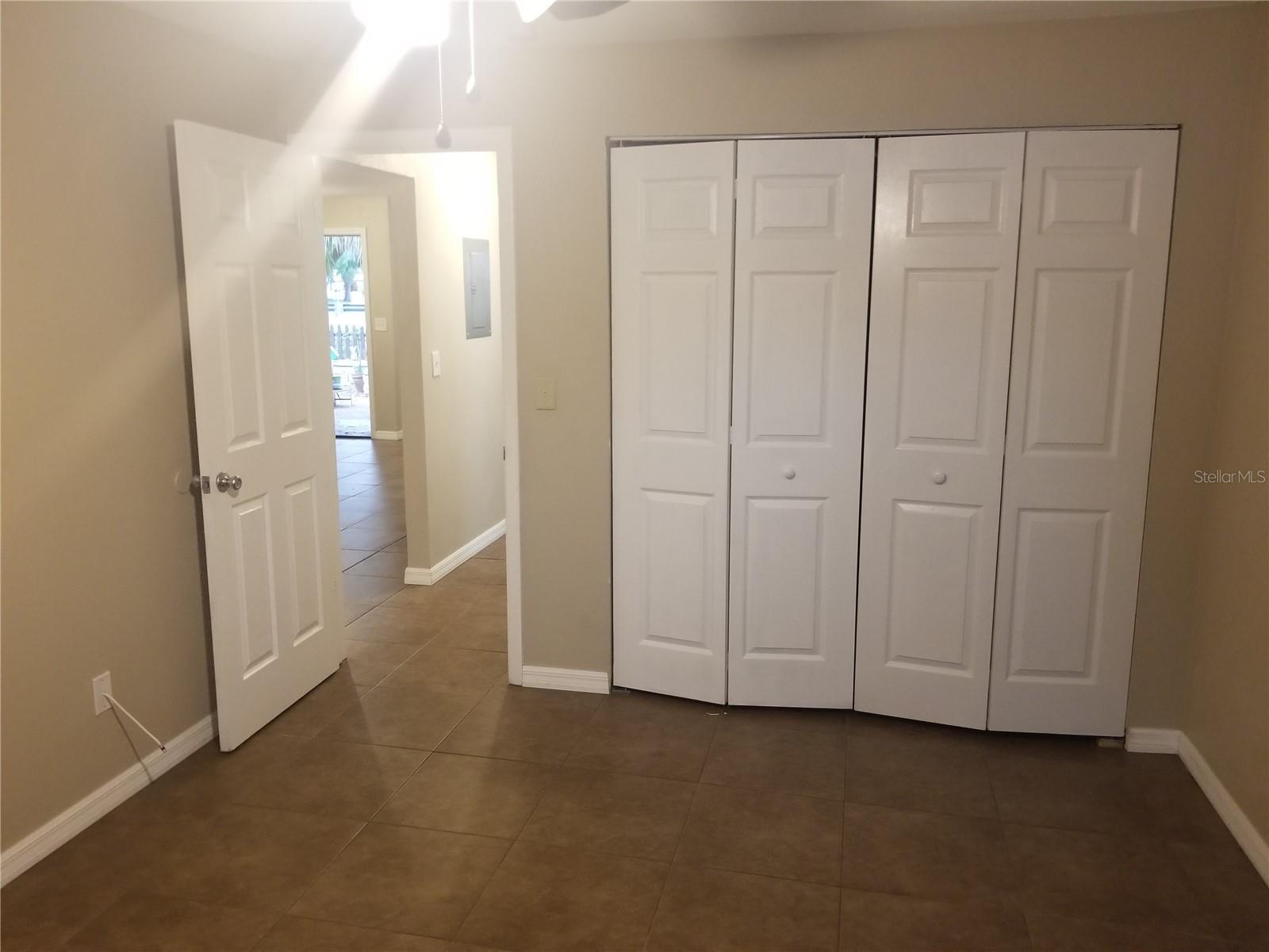 Image 12 of 19 For 7100 Dartmouth Avenue N 4