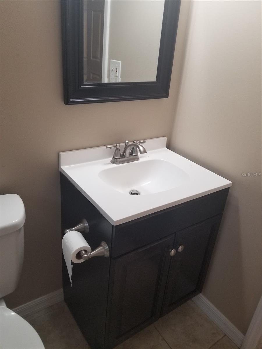 Image 16 of 19 For 7100 Dartmouth Avenue N 4