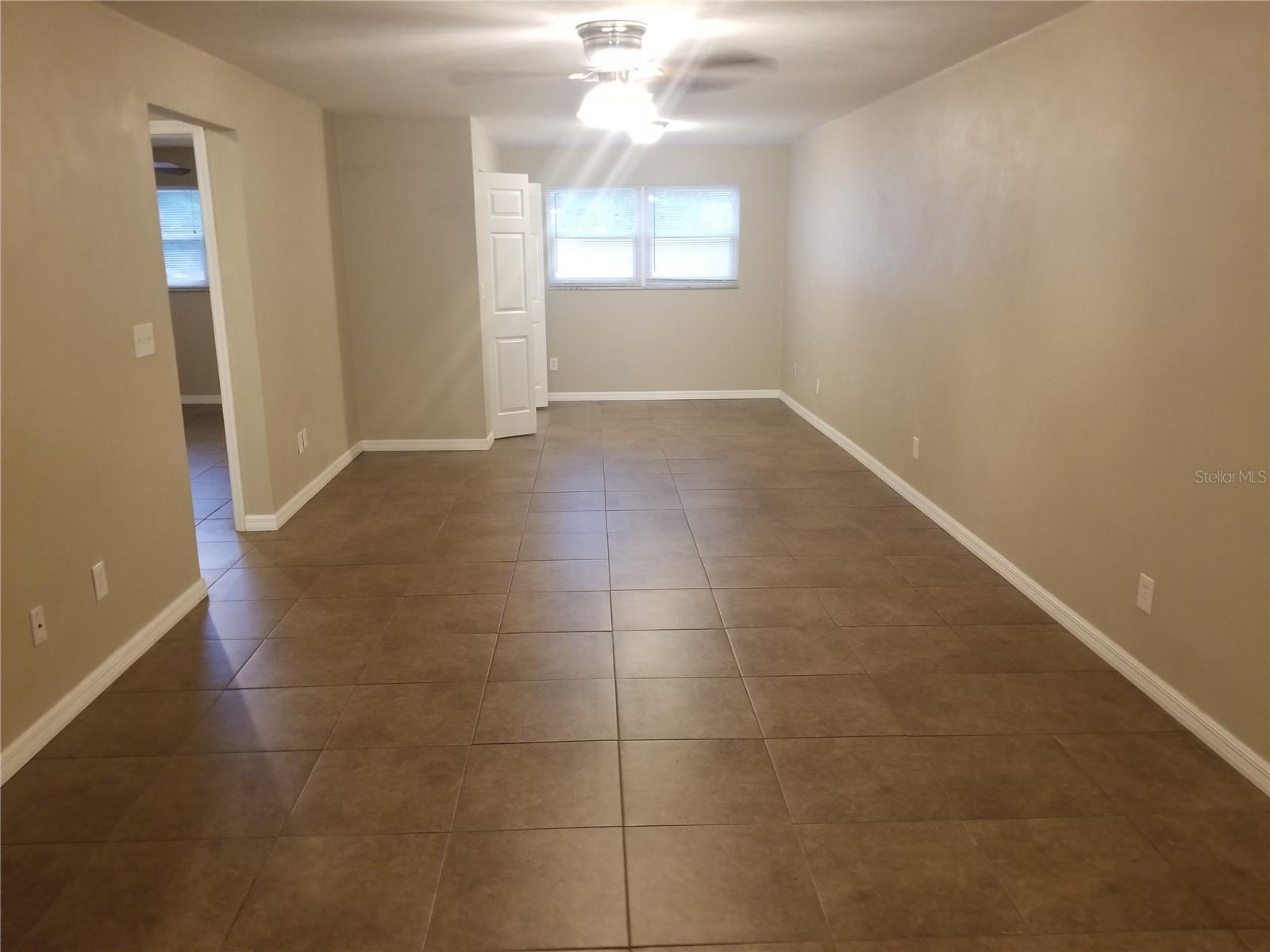 Image 7 of 19 For 7100 Dartmouth Avenue N 4