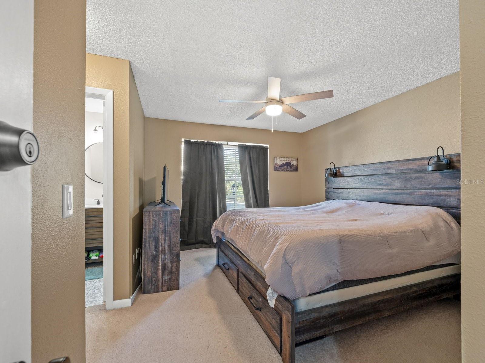 Image 16 of 30 For 1722 Mill Run Circle