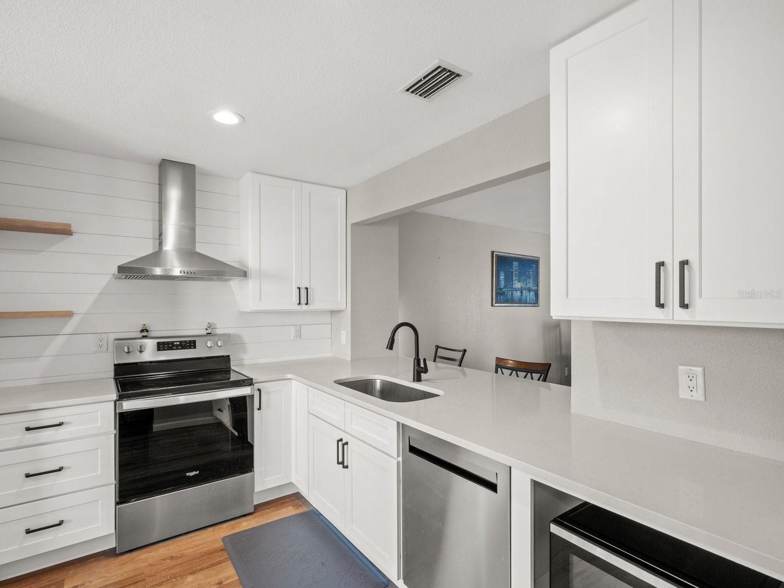 Image 4 of 30 For 1722 Mill Run Circle